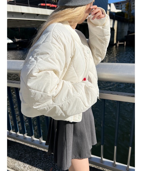 WC(ダブル シー)の「WC/ショートキルトナカワタMA-1(MA-1・レディース・ブラック/アイボリー・FREE)」の12枚目の写真