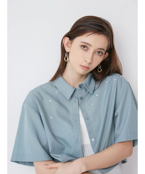 MURUA（ムルーア）の「ラインストーンクロップトシャツ（シャツ/ブラウス・レディース・ホワイト/ブルー/ブラック・FREE）」の5枚目の写真