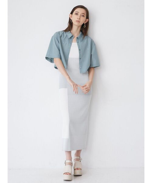 MURUA（ムルーア）の「ラインストーンクロップトシャツ（シャツ/ブラウス・レディース・ホワイト/ブルー/ブラック・FREE）」の9枚目の写真