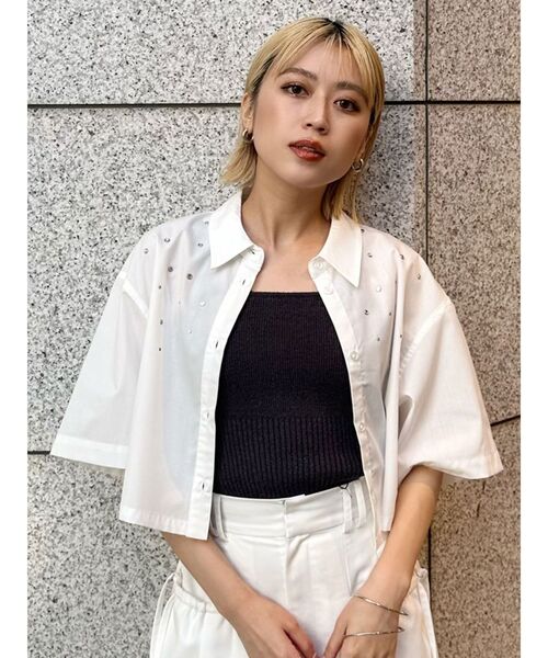 MURUA（ムルーア）の「ラインストーンクロップトシャツ（シャツ/ブラウス・レディース・ホワイト/ブルー/ブラック・FREE）」の10枚目の写真