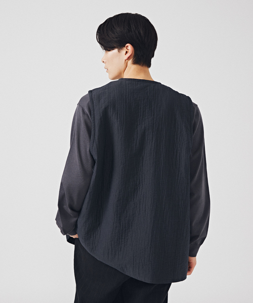 EDIFICE(エディフィス)の「クレータークロス ロングベスト(ベスト・メンズ・ブラック/ホワイト・FREE)」の6枚目の写真