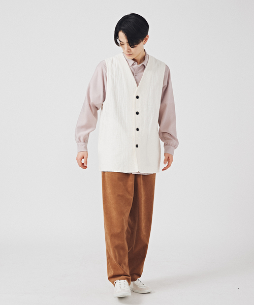 EDIFICE(エディフィス)の「クレータークロス ロングベスト(ベスト・メンズ・ブラック/ホワイト・FREE)」の18枚目の写真