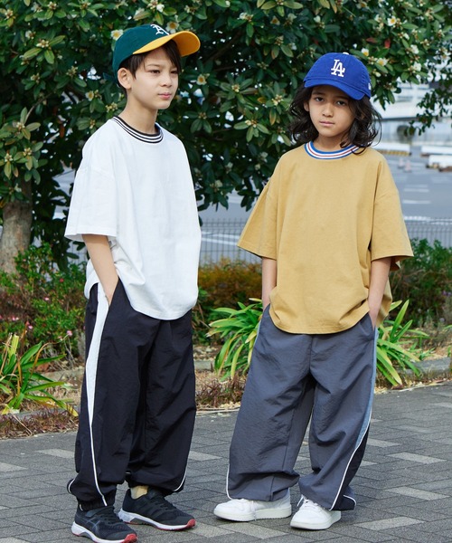 PAIRMANON STREET(ペアマノンストリート)の「【PAIRMANON STREET】ライン リブ 無地 配色 リンガー 半袖 Tシャツ(Tシャツ/カットソー・キッズ・ブラック系その他/ホワイト/ベージュ系その他/イエロー/ブルー系その他・90/120/110/100/150/130/140)」の16枚目の写真