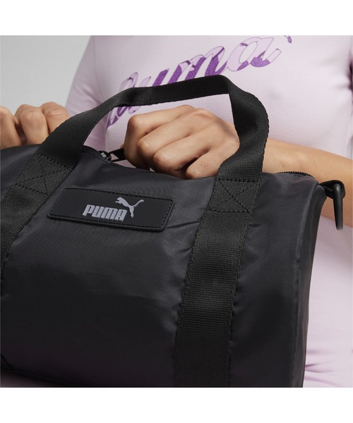 PUMA(プーマ)の「PUMA プーマ ウィメンズ コア ポップ バレル バッグ 5L(ショルダーバッグ・レディース・ベージュ系その他/ピンク/グリーン/ブラック・フリー)」の13枚目の写真