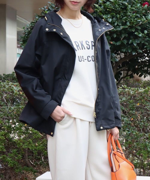 libelle more（リベル モア）の「【撥水・防汚】テフロン加工　マウンテンパーカー（マウンテンパーカー・レディース・オリーブ/グレイッシュベージュ/アイボリー/ブラック/ネイビー・M/L）」の17枚目の写真