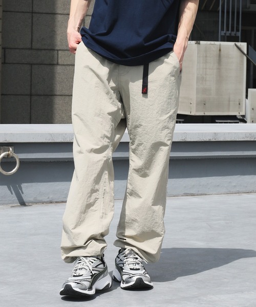 Gramicci(グラミチ)の「Gramicci/グラミチ NYLON TRACK PANT ナイロンパンツ(その他パンツ・メンズ・オリーブ/ブラック/ダークブラウン/ネイビー/ベージュ/ダークネイビー/ライトブラウン・S/M/L/XL/XXL)」の4枚目の写真