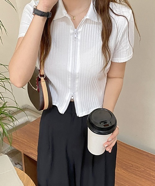 ECLIN(エクラン)の「ダブルジップショートポロシャツ(Tシャツ/カットソー・レディース・ブラック/グレー/ホワイト・FREE)」の19枚目の写真