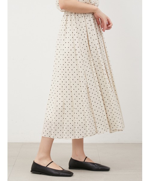 専用です♡新品♡Aveniretoileウエストゴムオーガンジースカート Mila Owen（ミラオーウェン）の「ウエストゴムマテリアルプリーツ