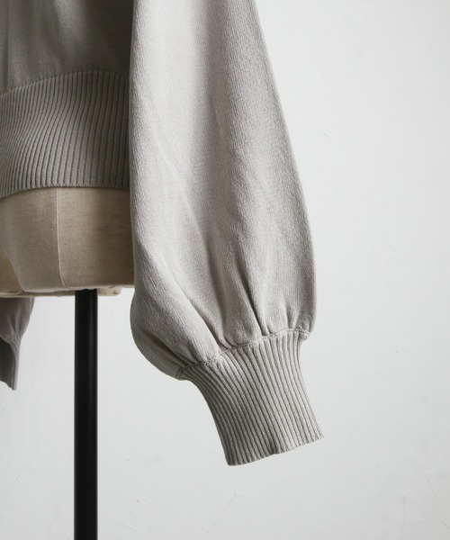 &. NOSTALGIA(アンドドットノスタルジア)の「【ZOZO限定】UVカットハート釦クルーネックシャリカーディガン(カーディガン/ボレロ・レディース・ホワイト/グレー/ブラック・M)」の12枚目の写真