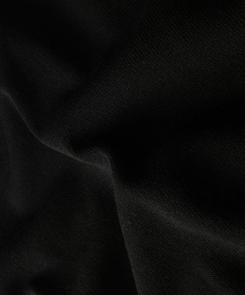 &. NOSTALGIA(アンドドットノスタルジア)の「【ZOZO限定】UVカットハート釦クルーネックシャリカーディガン(カーディガン/ボレロ・レディース・ホワイト/グレー/ブラック・M)」の5枚目の写真