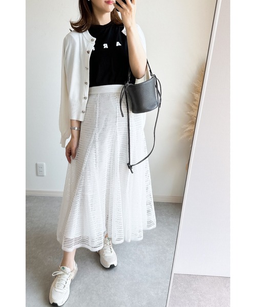 &. NOSTALGIA(アンドドットノスタルジア)の「【ZOZO限定】UVカットハート釦クルーネックシャリカーディガン(カーディガン/ボレロ・レディース・ホワイト/グレー/ブラック・M)」の13枚目の写真