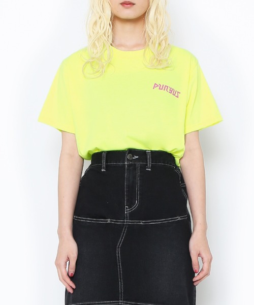 PUNYUS（プニュズ）の「恋愛しようぜ若者Ｔシャツ（Tシャツ/カットソー・レディース・ピンク/ホワイト/イエロー/ブラック・1/2/3/4）」の8枚目の写真