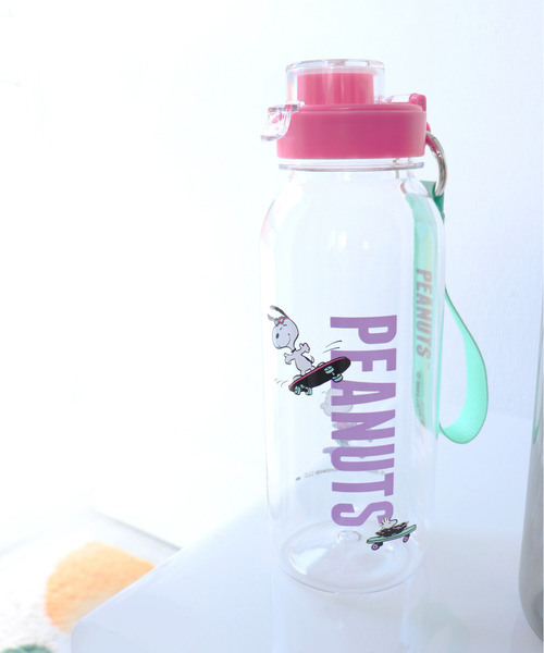 PEANUTS（ピーナッツ）の「〈PEANUTS/ピーナッツ〉DRINK BOTTLE WITH STRAP/ドリンク ボトル with ストラップ（水筒・レディース・グリーン/クリア/レッド/ブラック/オレンジ/ピンク・ONE SIZE）」の4枚目の写真