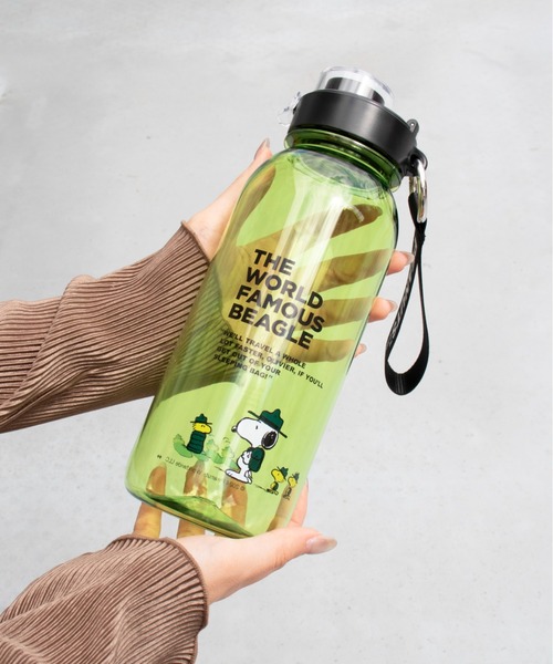 PEANUTS（ピーナッツ）の「〈PEANUTS/ピーナッツ〉DRINK BOTTLE WITH STRAP/ドリンク ボトル with ストラップ（水筒・レディース・グリーン/クリア/レッド/ブラック/オレンジ/ピンク・ONE SIZE）」の3枚目の写真