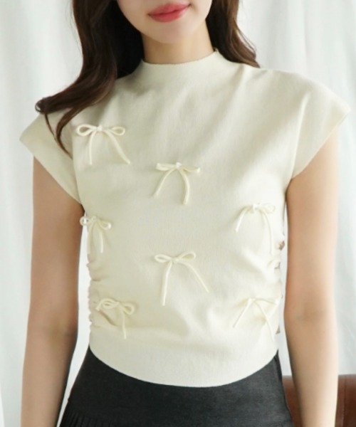 Jasmine Grandiflorum(ジャスミングランディフローラム)の「【Jasmine】リボンノンスリーブニットトップス (SS)(Tシャツ/カットソー・レディース・ブラック/ブルー/ベージュ/ライトグリーン/ピンク・FREE)」の3枚目の写真