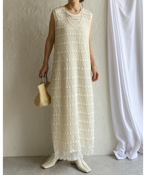 She's Closet(シーズクローゼット)の「透かし編みノースリーブシアーフリルIラインロングワンピース(ワンピース・レディース・アイボリー/ブラック・FREE)」の9枚目の写真