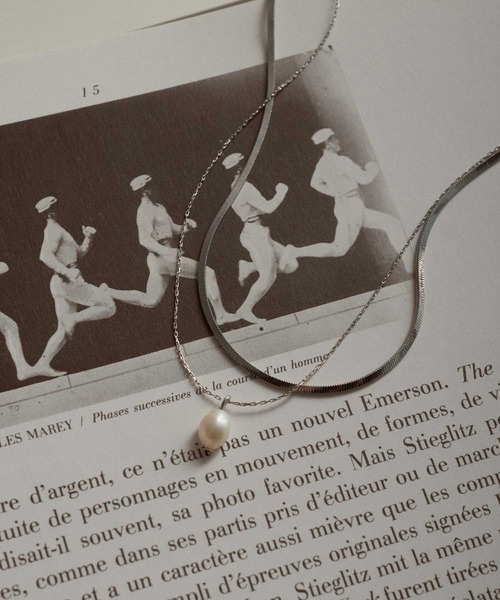 GOLDY（ゴールディ）の「スネークチェーン & ウォーターパール レイヤード ネックレス（ネックレス・レディース・シルバー/ゴールド・FREE）」の7枚目の写真