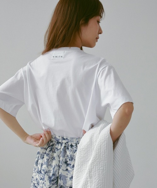 N WITH.（エヌウィズ）の「mickey TEE front（Tシャツ/カットソー・レディース・アイボリー/ブラック・FREE）」の3枚目の写真