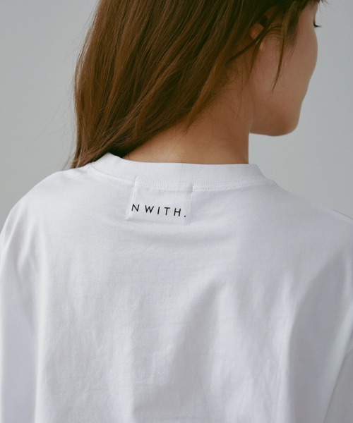 N WITH.（エヌウィズ）の「mickey TEE front（Tシャツ/カットソー・レディース・アイボリー/ブラック・FREE）」の4枚目の写真