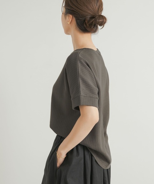 URBAN RESEARCH DOORS(アーバンリサーチドアーズ)の「『UVカット』コットンリネン針抜きプルオーバー(Tシャツ/カットソー・レディース・パープル/ホワイト系その他/グリーン系その他/チャコールグレー・MEDIUM)」の16枚目の写真