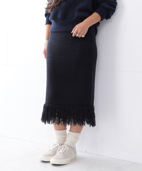 Ray BEAMS（レイビームス）の「Ray BEAMS / フリンジ ヘム ニット スカート（スカート・レディース・ブラウン系その他/ネイビー・1/0）」の16枚目の写真