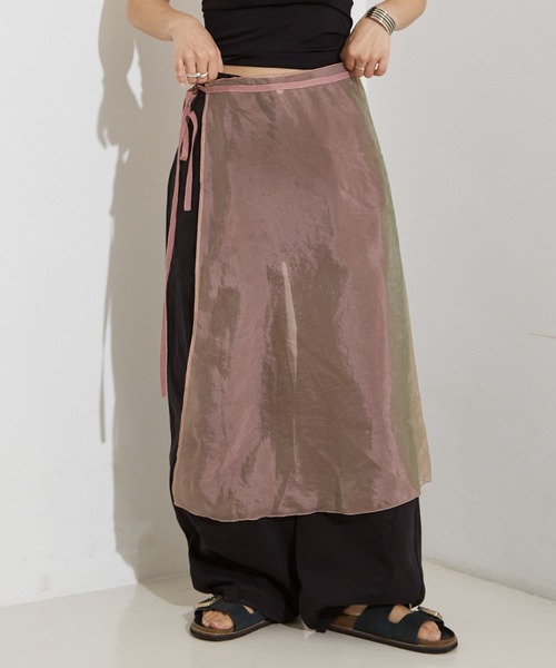 NOMINE(ノミネ)の「【セットアップ着用可】シアー ラップ スカート(スカート・レディース・グレイッシュベージュ/ピンク/ブラウン/ブラック・フリー)」の7枚目の写真