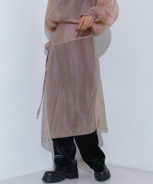 NOMINE(ノミネ)の「【セットアップ着用可】シアー ラップ スカート(スカート・レディース・グレイッシュベージュ/ピンク/ブラウン/ブラック・フリー)」の8枚目の写真