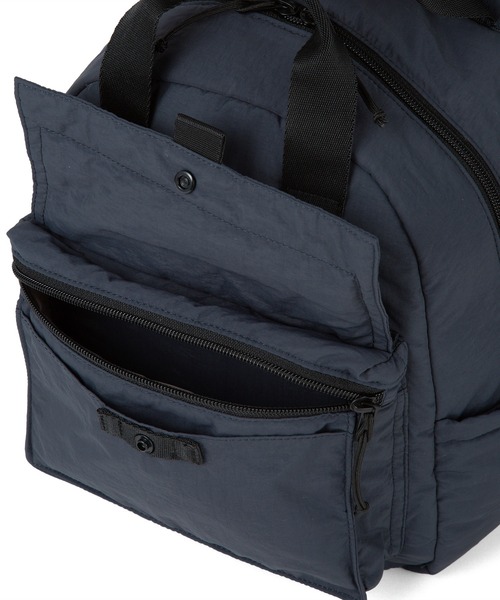 Champion(チャンピオン)の「champion/チャンピオン リュックサック パース 10L No.63896(バックパック/リュック・メンズ・ブラック/アイボリー/ピンク・FREE)」の10枚目の写真