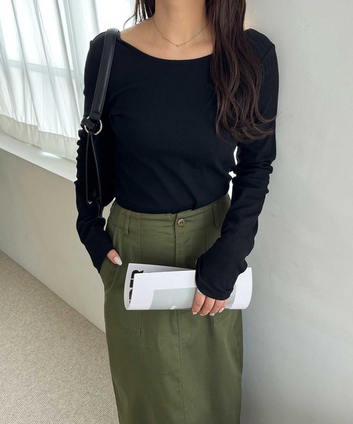 nelliy.（ネルリー）の「【新色追加】バックオープンリブトップス（Tシャツ/カットソー・レディース・グレー/オフホワイト/ブラック/グレイッシュベージュ/ホワイト×ブラック・LARGE/MEDIUM）」の18枚目の写真