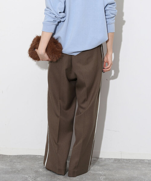 SLOBE IENA(スローブイエナ)の「パウダーツイルサイドラインスラックス(スラックス・レディース・グレー/ベージュ・36/38)」の17枚目の写真