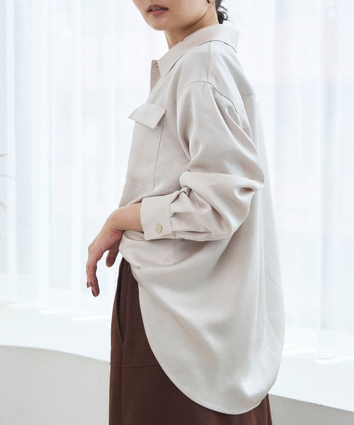 Sirin(シリン)の「≪セットアップ可≫ ヴィンテージサテンサファリシャツ(シャツ/ブラウス・レディース・ブラック/カーキ/オフホワイト・FREE)」の14枚目の写真