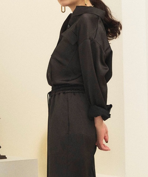 Sirin(シリン)の「≪セットアップ可≫ ヴィンテージサテンサファリシャツ(シャツ/ブラウス・レディース・ブラック/カーキ/オフホワイト・FREE)」の22枚目の写真
