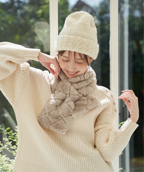 ikka(イッカ)の「【メディア紹介商品】エコファーキルト差し込みマフラー(マフラー・レディース・ベージュ/ダークグレー/チャコールグレー・FREE)」の18枚目の写真