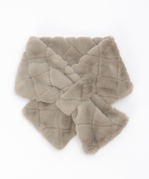 ikka(イッカ)の「【メディア紹介商品】エコファーキルト差し込みマフラー(マフラー・レディース・ベージュ/ダークグレー/チャコールグレー・FREE)」の11枚目の写真