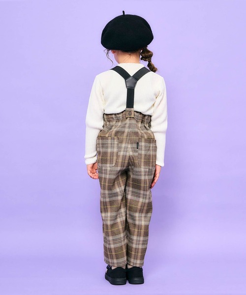 Seraph(セラフ)の「Seraph/セラフ センターピンタックハイウエストサロペットパンツ(サロペット/オーバーオール・キッズ・チェック/ブラック/ブラウン・140/130/120)」の6枚目の写真