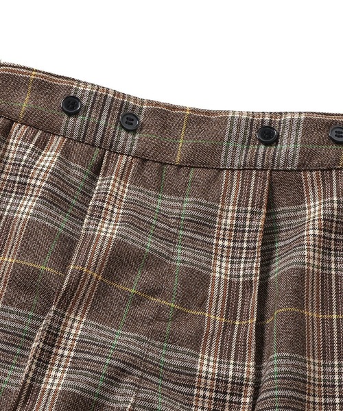 Seraph(セラフ)の「Seraph/セラフ センターピンタックハイウエストサロペットパンツ(サロペット/オーバーオール・キッズ・チェック/ブラック/ブラウン・140/130/120)」の9枚目の写真