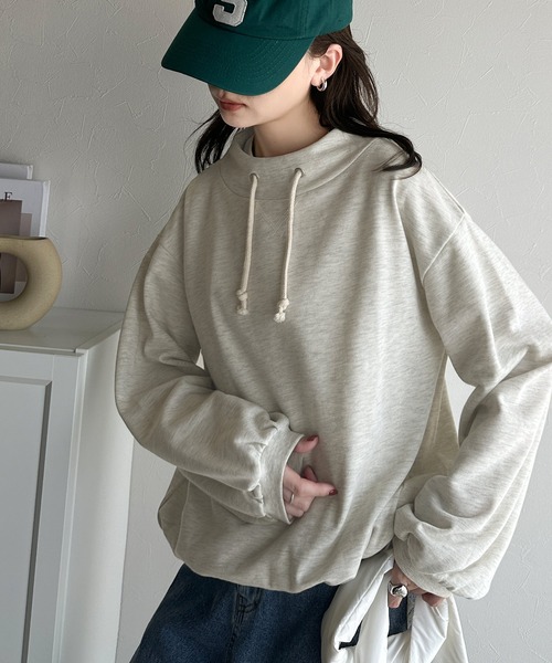 classicalelf(クラシカルエルフ)の「大人カジュアルをアップデート。フェイクフードスタンドネック裏毛プルオーバー(スウェット・レディース・アイボリー/オートミール/ブラック・SMALL/MEDIUM/LARGE/X-LARGE)」の13枚目の写真