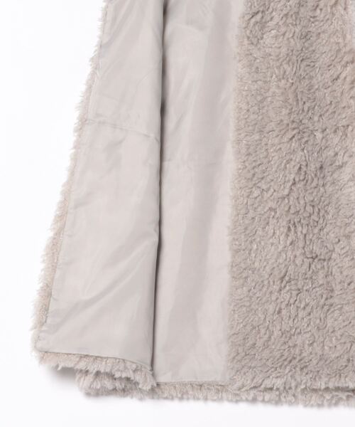 MAISON BREEZE reveur(メゾンブリーズレヴール)の「【MAISON BREEZE reveur】再入荷!プードルボア ミドル丈ベスト 31999M332 XNN(ベスト・レディース・ブラウン/グレイッシュベージュ/オフホワイト/グレー/ブラック・FREE)」の17枚目の写真