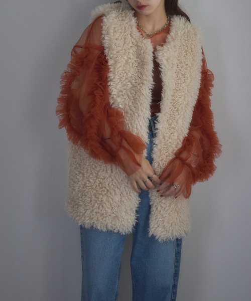 MAISON BREEZE reveur(メゾンブリーズレヴール)の「【MAISON BREEZE reveur】再入荷!プードルボア ミドル丈ベスト 31999M332 XNN(ベスト・レディース・ブラウン/グレイッシュベージュ/オフホワイト/グレー/ブラック・FREE)」の22枚目の写真