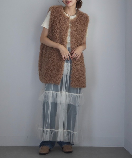 MAISON BREEZE reveur(メゾンブリーズレヴール)の「【MAISON BREEZE reveur】再入荷!プードルボア ミドル丈ベスト 31999M332 XNN(ベスト・レディース・ブラウン/グレイッシュベージュ/オフホワイト/グレー/ブラック・FREE)」の7枚目の写真