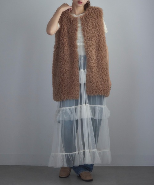 MAISON BREEZE reveur(メゾンブリーズレヴール)の「【MAISON BREEZE reveur】再入荷!プードルボア ミドル丈ベスト 31999M332 XNN(ベスト・レディース・ブラウン/グレイッシュベージュ/オフホワイト/グレー/ブラック・FREE)」の8枚目の写真