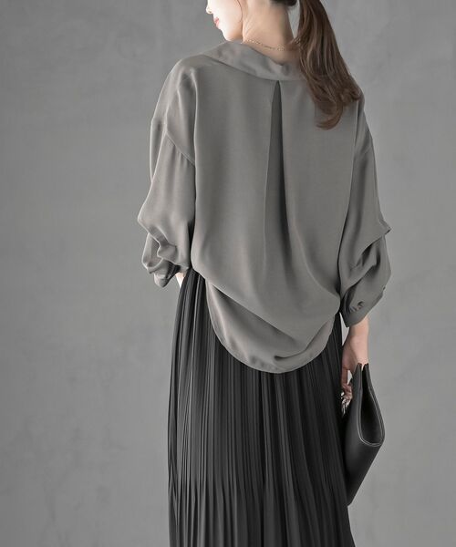 rps（アールピーエス）の「変形袖タックスキッパーブラウス（シャツ/ブラウス・レディース・アイボリー/ブラック/ダークグリーン/チェック/チャコールグレー/ブラウン・フリー）」の9枚目の写真