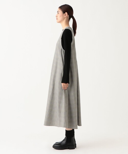 Afternoon Tea(アフタヌーンティー)の「チェックVネックジャンパースカート(ワンピース・レディース・グレー・MEDIUM)」の3枚目の写真