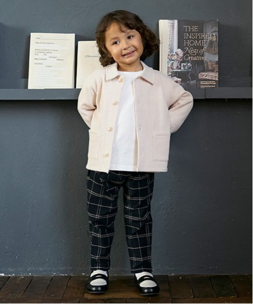 petit main(プティマイン)の「【GOODPRICE】無地長袖Tシャツ(Tシャツ/カットソー・キッズ・ブルー/レッド/ベージュ/オフホワイト/ブラック/ライトピンク・100cm/90cm/80cm/130cm/120cm/110cm)」の9枚目の写真