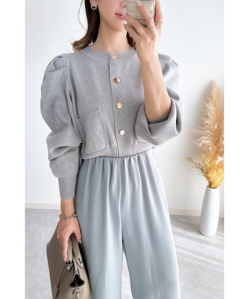 &. NOSTALGIA（アンドドットノスタルジア）の「【ZOZO限定】タックニットカーディガン（カーディガン/ボレロ・レディース・ブラック/グレー・M）」の2枚目の写真