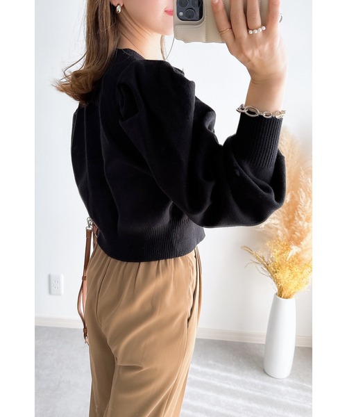 &. NOSTALGIA（アンドドットノスタルジア）の「【ZOZO限定】タックニットカーディガン（カーディガン/ボレロ・レディース・ブラック/グレー・M）」の5枚目の写真