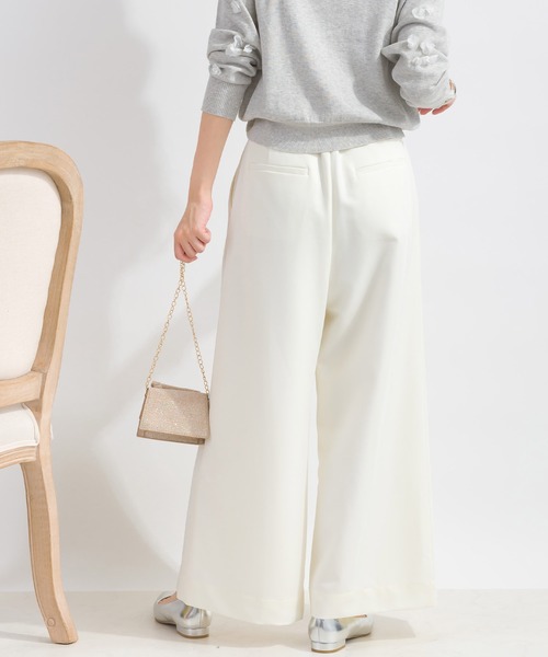 PICCIN(ピッチン)の「【低身長さん向け】タックワイドパンツ(その他パンツ・レディース・チャコールグレー/オフホワイト/ブラック・M/S)」の6枚目の写真