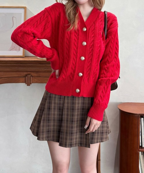 clear（クリア）の「ワンポイント刺繍ケーブルＶネックニットカーディガン [抜け感 美デコルテ オフィスカジュアル 大人]≪再入荷≫（ニット/セーター・レディース・レッド/杢グレー/アイボリー・F）」の7枚目の写真