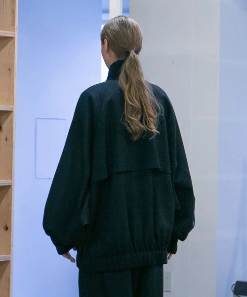 my beautiful landlet（マイビューティフルランドレット）の「【my beautiful landlet】STRETCH GABARRE THREE LINE BIG BLOUSON（ブルゾン・メンズ・ブラック/ベージュ/ネイビー/ブラウン・0/1）」の15枚目の写真