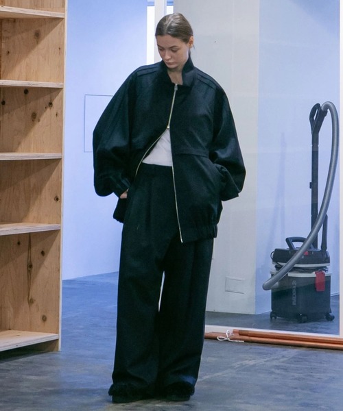 my beautiful landlet（マイビューティフルランドレット）の「【my beautiful landlet】STRETCH GABARRE THREE LINE BIG BLOUSON（ブルゾン・メンズ・ブラック/ベージュ/ネイビー/ブラウン・0/1）」の17枚目の写真